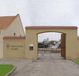 Dobrovická muzea