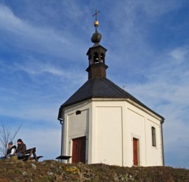 Křížový vrch s kaplí sv. Anny