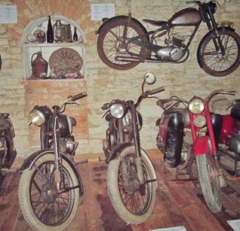 Muzeum motocyklů a hraček Šestajovice
