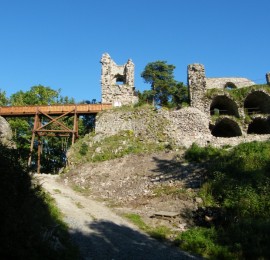 Zřícenina hradu Zubštejn